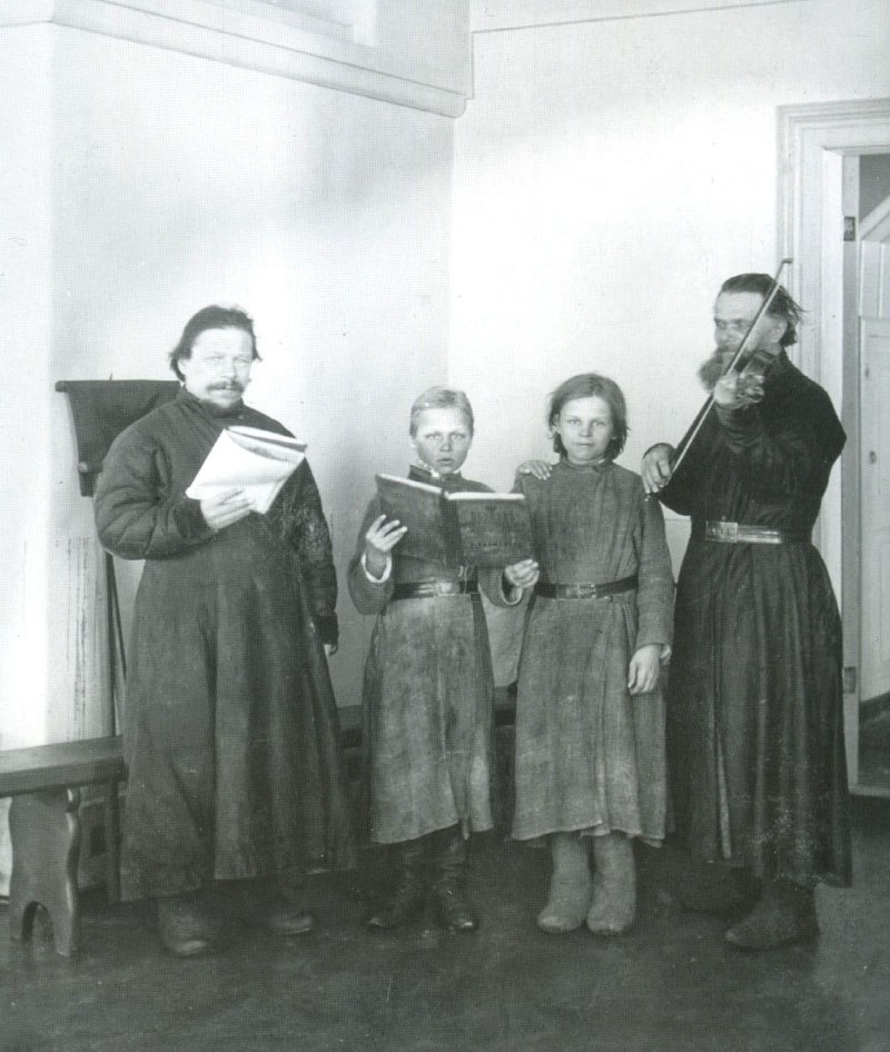 В Печенгском монастыре (Норвежский альбом, 80-е годы 19 века).